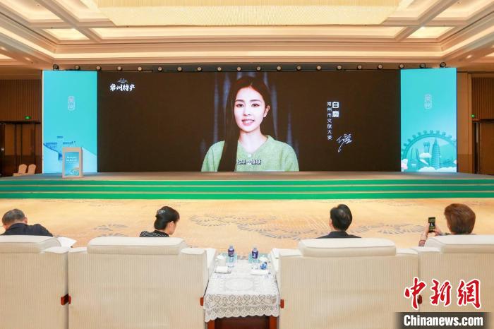 常州籍演員白鹿擔(dān)綱常州文旅大使，為家鄉(xiāng)傾情打CALL?！√凭?攝