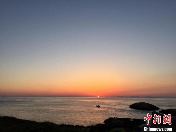 浙江海域一景?！×植?攝