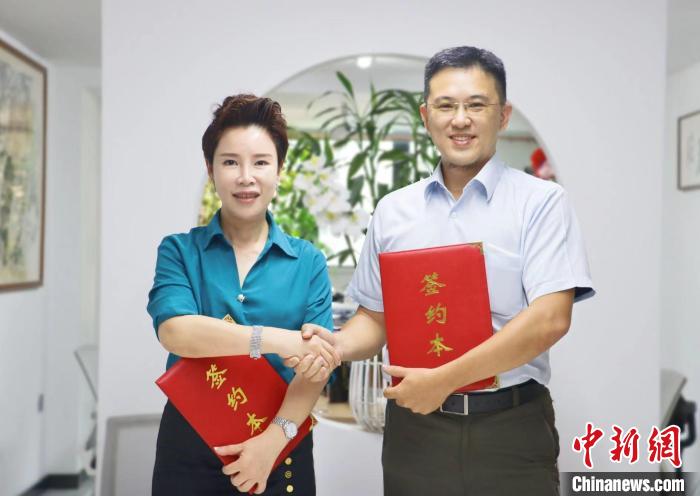 簽署“融情·同心”寧臺建筑師驛站共建協(xié)議?！窃式?攝