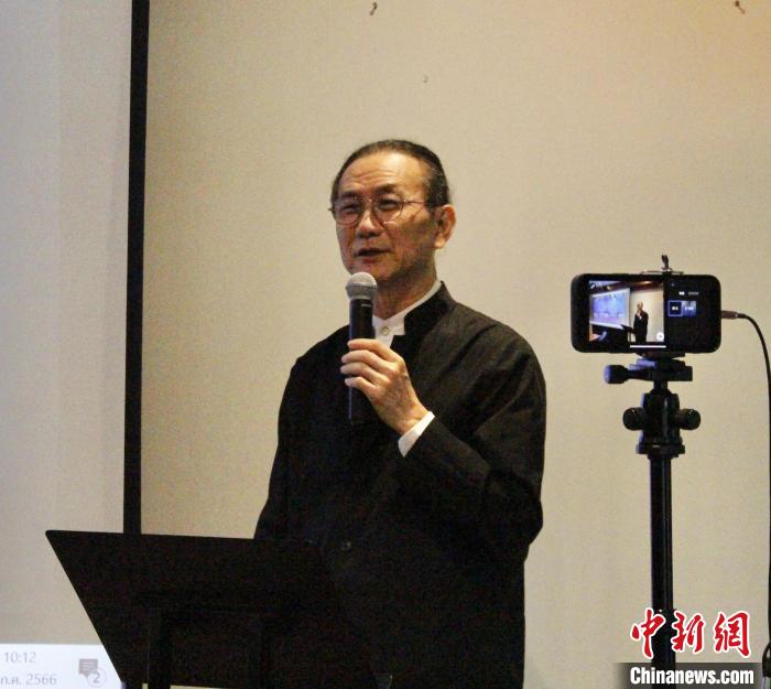 泰國泰中商務(wù)委員會(huì)主席邱威功致辭。<a target='_blank' href='/' _fcksavedurl='/'><p  align=