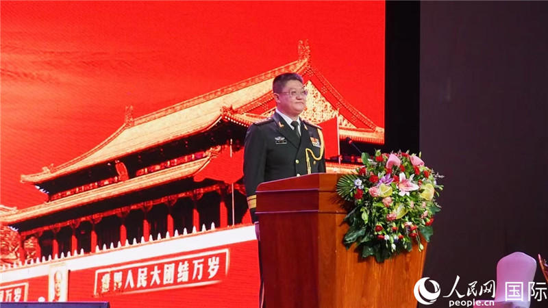 圖為中國駐老撾大使館國防武官李兵大校致辭。人民網(wǎng)記者 孫廣勇攝