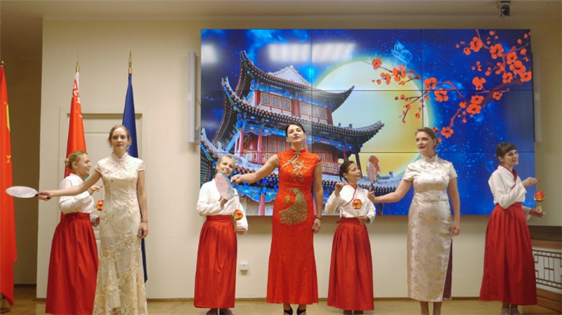 白俄羅斯國立大學(xué)孔子學(xué)院的中秋晚會。受訪者供圖
