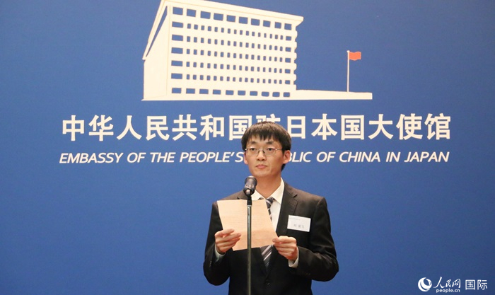 獲獎學生代表、大阪大學博士生劉亞飛發(fā)表感言。人民網(wǎng) 許可攝