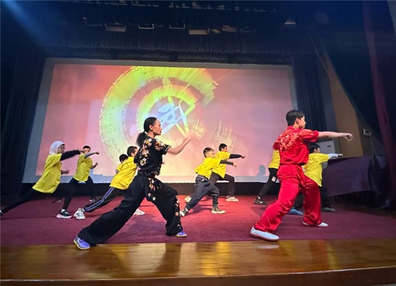 圖為2023“中華文化大樂(lè)園—埃及開羅營(yíng)”閉幕式活動(dòng)現(xiàn)場(chǎng)。主辦方供圖