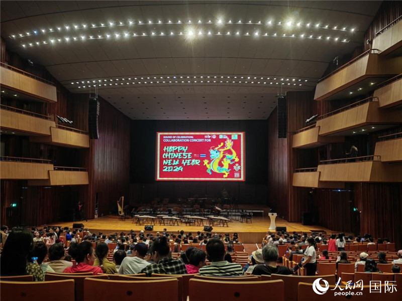 “歡慶之聲—2024歡樂(lè)春節(jié)音樂(lè)會(huì)”14日在泰國(guó)瑪希隆王子音樂(lè)廳舉行。人民網(wǎng)記者 楊一攝