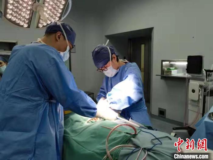 “格?；ㄖ異邸睘?61人次西藏患兒開展髖關(guān)節(jié)愛心手術(shù)