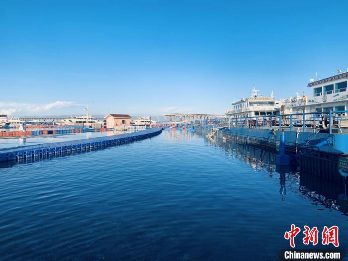 圖為青海湖一角。(資料圖) 張傲 攝