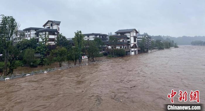 四川暴雨、山洪、地質(zhì)災(zāi)害氣象風(fēng)險(xiǎn)預(yù)警齊發(fā)