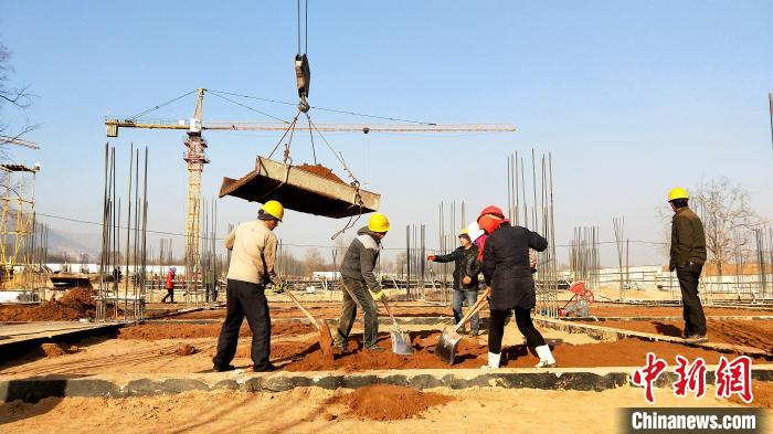投資建設項目成青海省吸納農(nóng)牧區(qū)勞動力轉移就業(yè)重要平臺