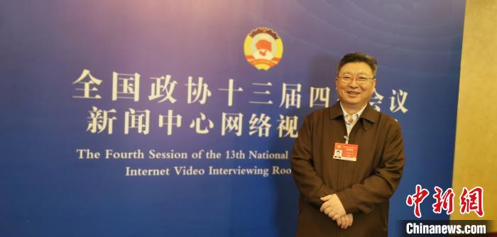 圖為全國政協(xié)委員、青海省統(tǒng)戰(zhàn)部部長公保扎西。受訪者供圖