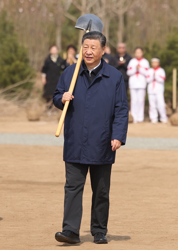 2024年4月3日，習近平總書記來到北京市通州區(qū)潞城鎮(zhèn)參加首都義務植樹活動。