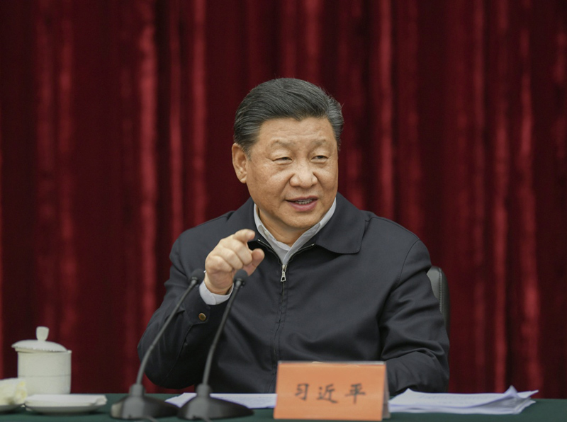 2019年4月15日至17日，中共中央總書記、國家主席、中央軍委主席習近平在重慶考察，并主持召開解決“兩不愁三保障”突出問題座談會。這是4月16日下午，習近平主持召開解決“兩不愁三保障”突出問題座談會并發(fā)表重要講話。新華社記者 謝環(huán)馳 攝