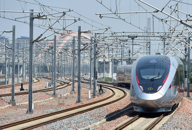 2022年6月20日，濟鄭高鐵鄭州首發(fā)G9206次列車駛出鄭州東站。