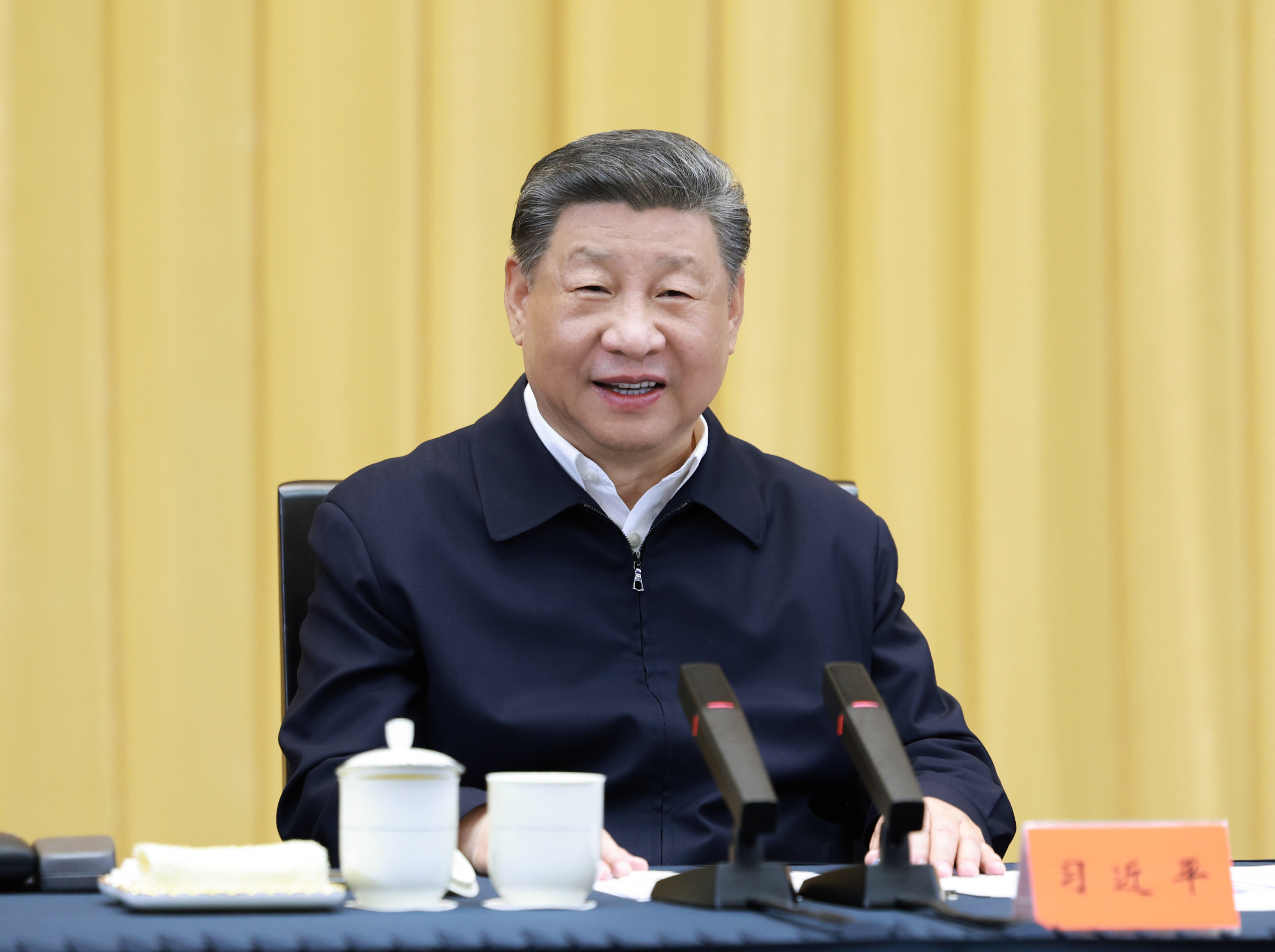 2025年4月30日上午，習(xí)近平總書記在上海主持召開部分省區(qū)市“十五五”時期經(jīng)濟社會發(fā)展座談會并發(fā)表重要講話。