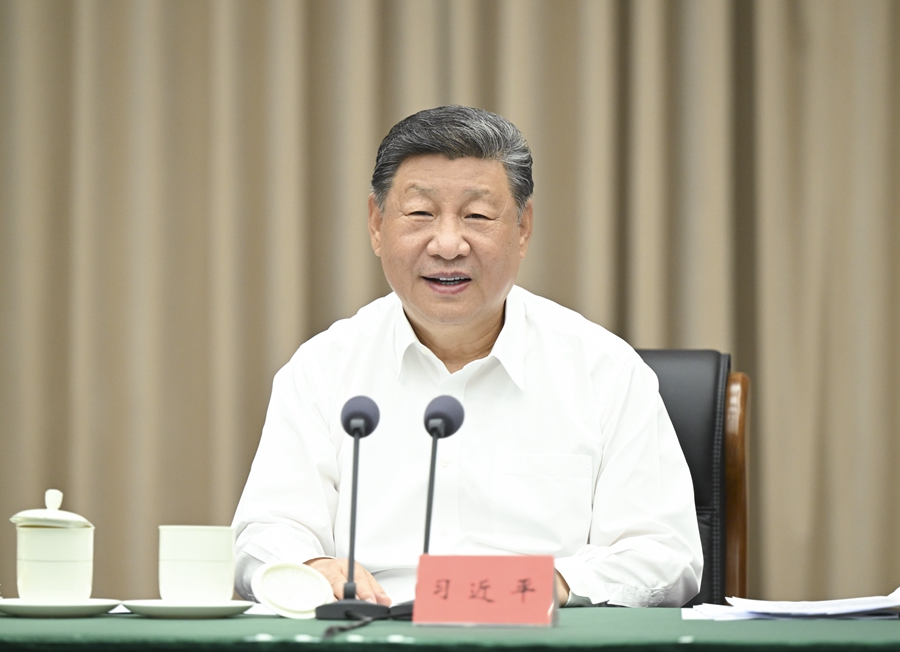 2025年11月6日，中共中央總書記、國家主席、中央軍委主席習近平在海南三亞聽取海南自貿(mào)港建設工作匯報，發(fā)表了重要講話。新華社記者 謝環(huán)馳攝