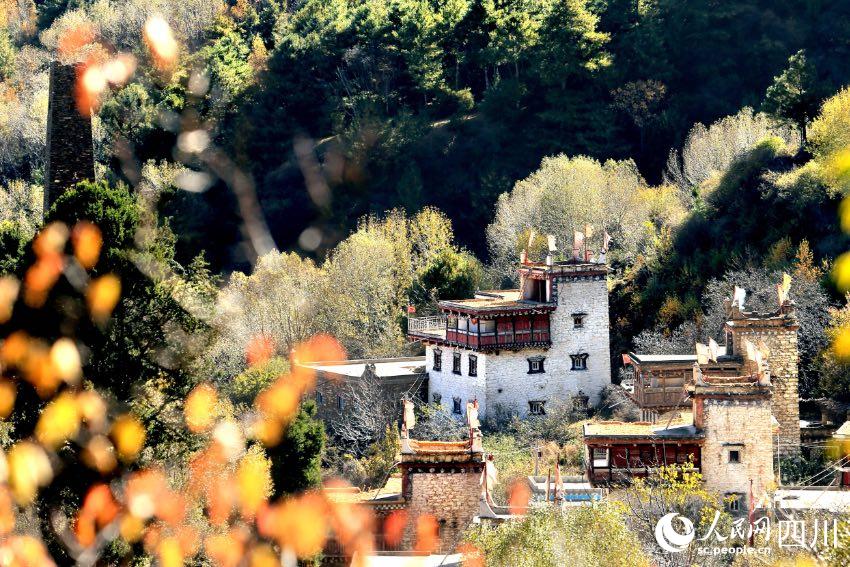 丹巴美景。李永安攝