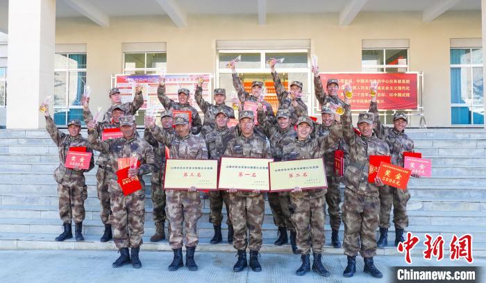 獲獎選手合影。　吳蒙昆 攝