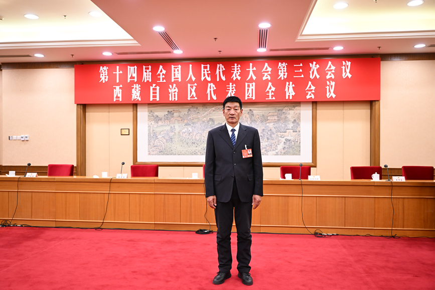 全國人大代表、國網拉薩供電公司城區(qū)供電服務中心帶電作業(yè)保電班副班長扎西尼瑪。次吉美朵攝
