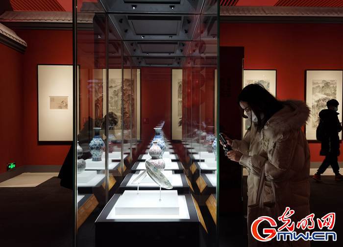 【新春走基層】視頻丨虎年看虎展！來(lái)國(guó)博感受虎文化